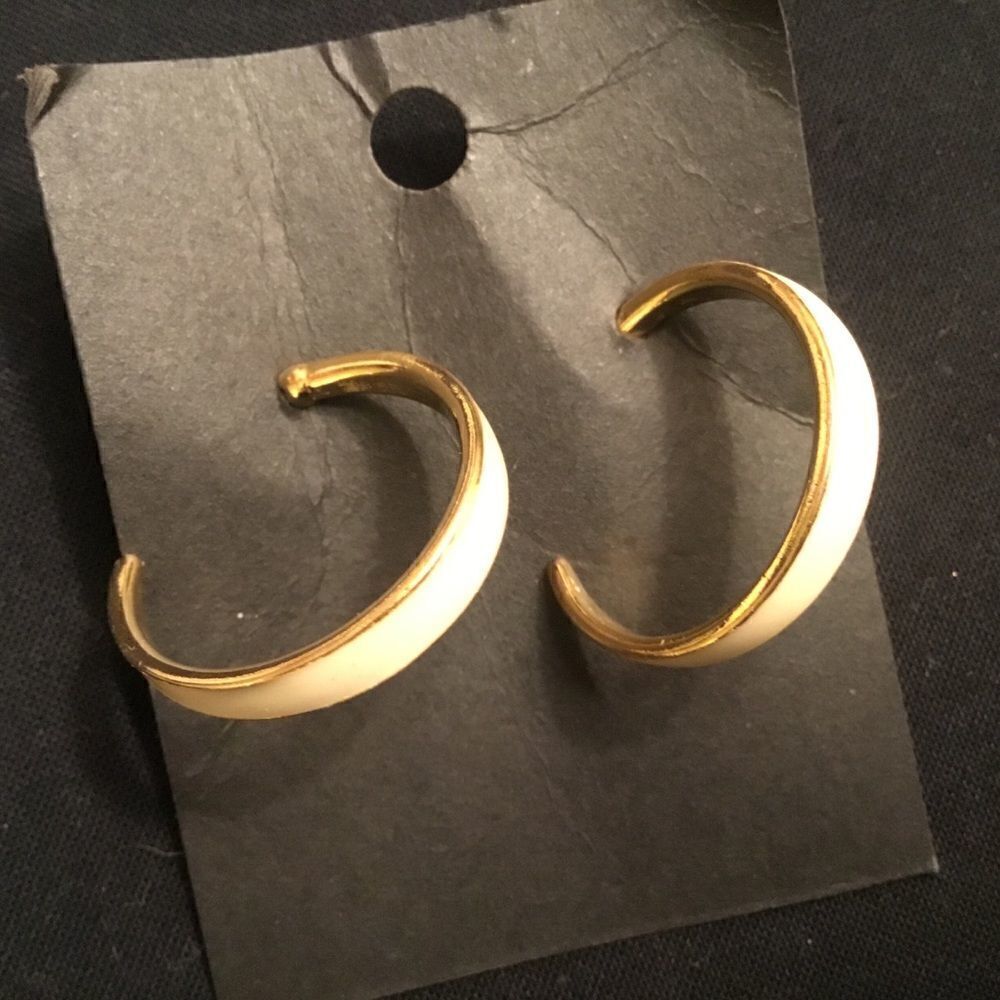 Goldtone and Cream Enamel 3/4 Hoop Earrings